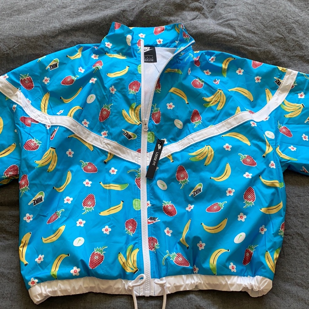 New NIKE Fruit Jacket